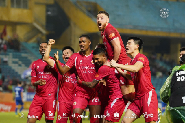 CLB Công an Hà Nội vượt khó giành trọn 3 điểm trước PVF-CAND, san bằng điểm số với đội đầu bảng
